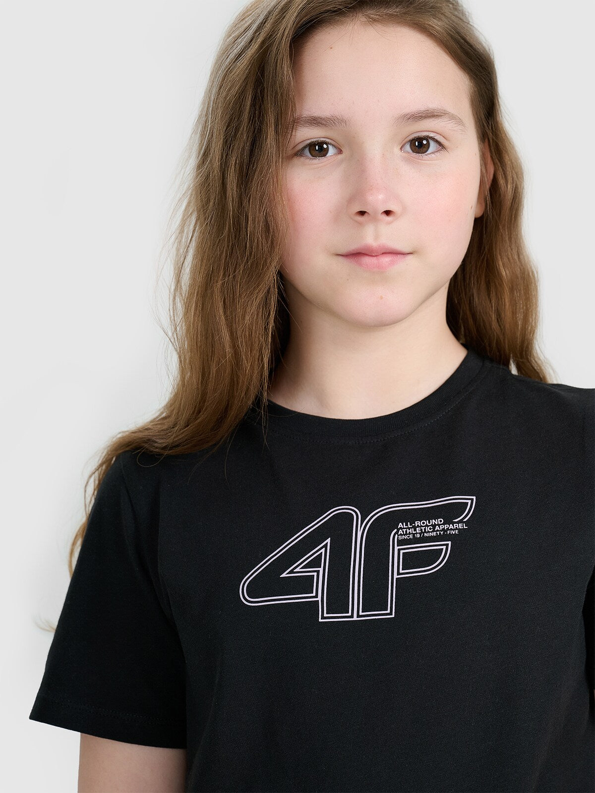 T-shirt regular z nadrukiem dziewczęcy - czarny