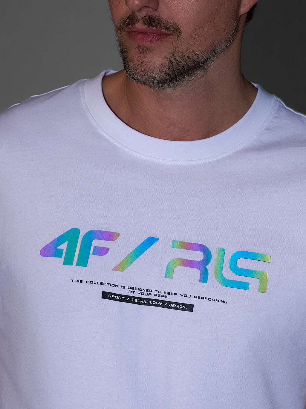 T-shirt regular z nadrukiem męski 4FIVO x Robert Lewandowski - czarny