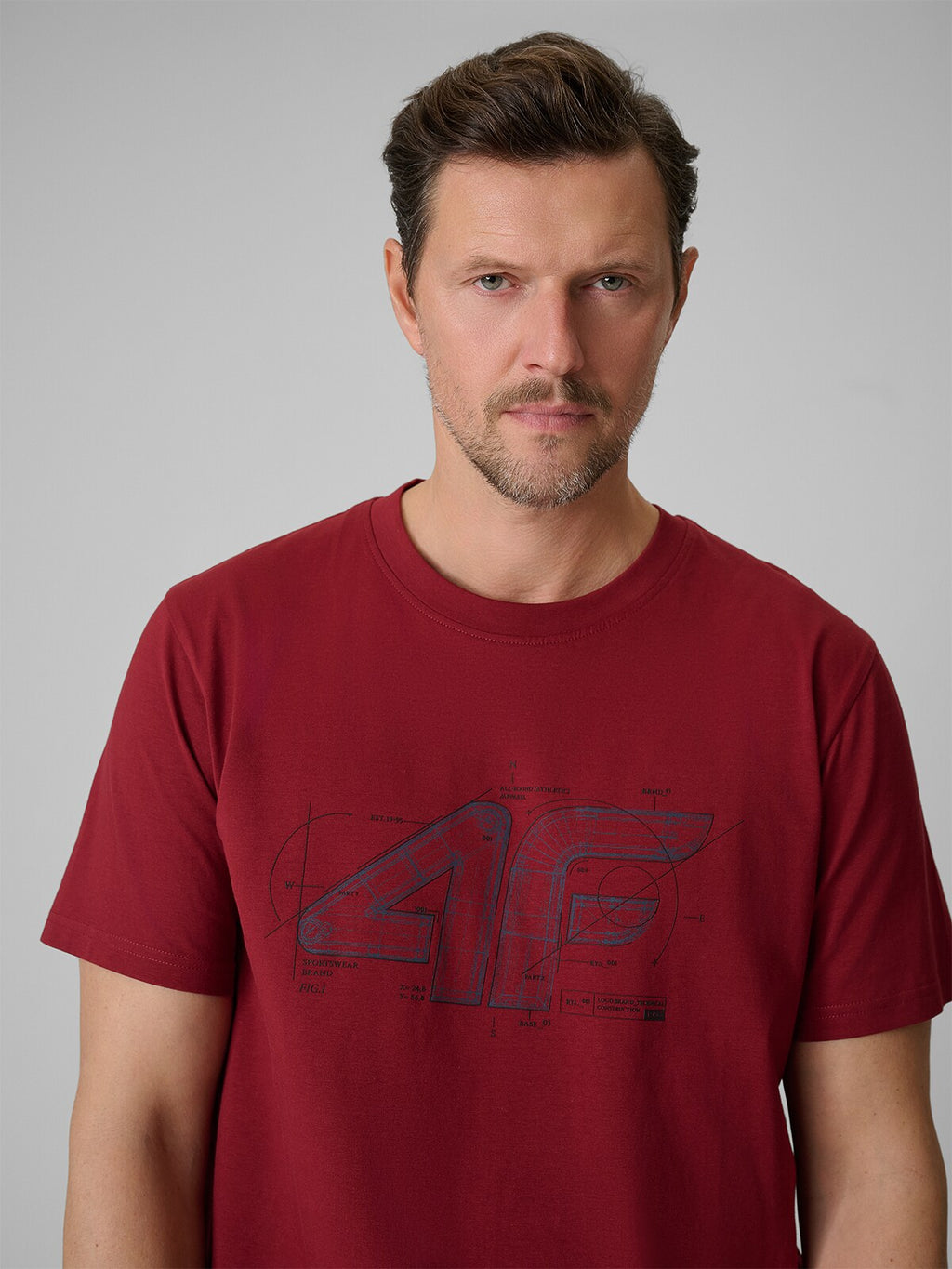 T-shirt regular z nadrukiem męski - czerwony