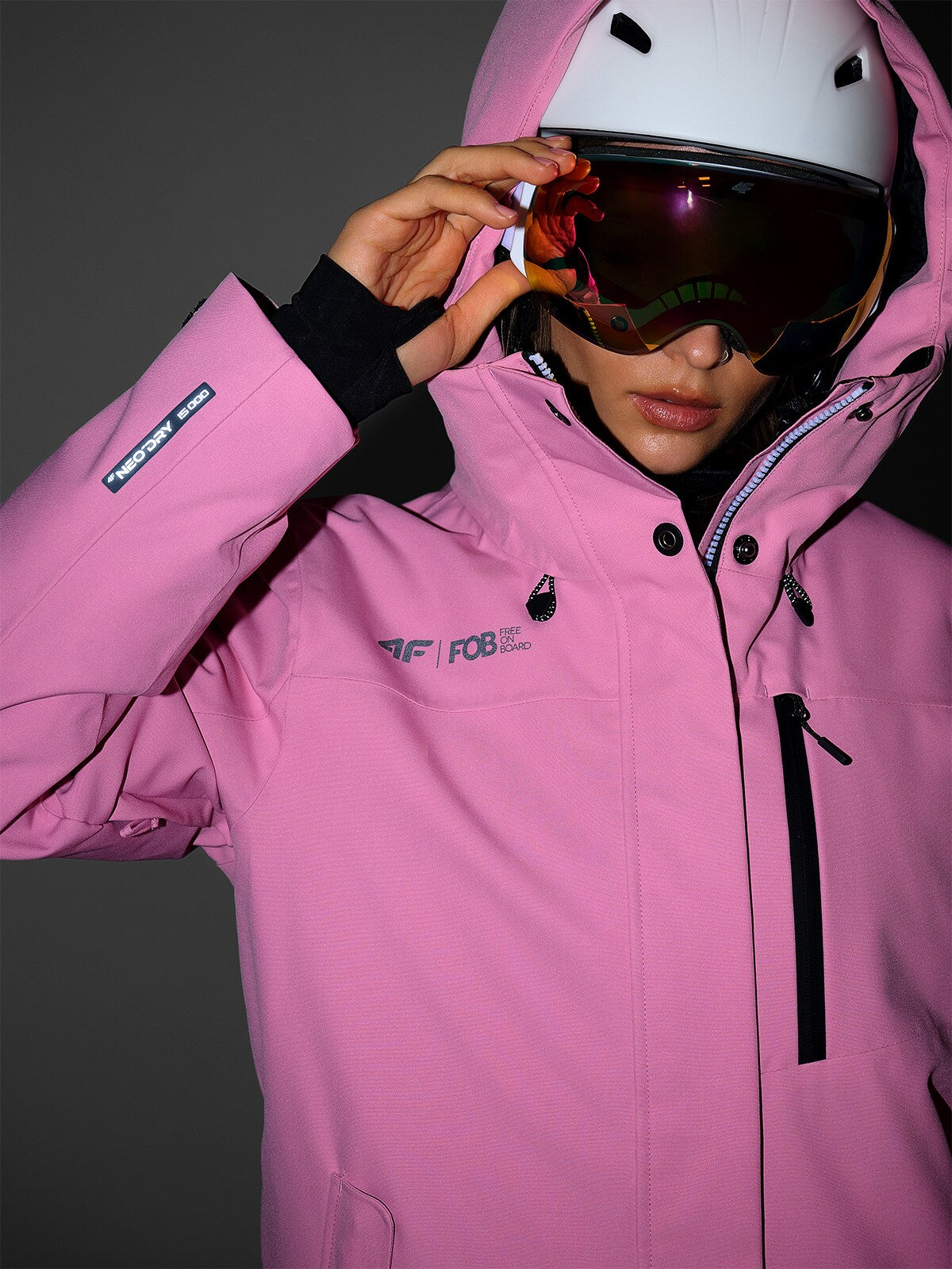 Kurtka snowboardowa membrana 15000 damska - czarna