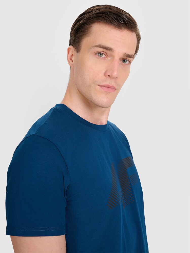 T-shirt regular z nadrukiem męski - biały
